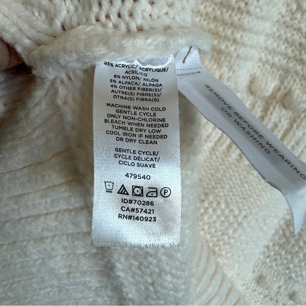 Lou & Grey Women's Ivory Mock Neck Sweater M Pom-Pom Detail Casual Alpaca Blend - Picture 9 of 9